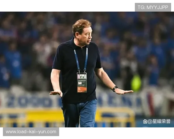 皮萨卡内拒评裁判争议：坚持不谈论判罚，呼吁支持裁判工作