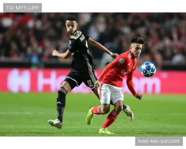 数据预测:莱切主场对阵恩波利,历史战绩主队占优但近期状态堪忧 数据预测:莱切主场对阵恩波利,历史战绩主队占优但近期状态堪忧